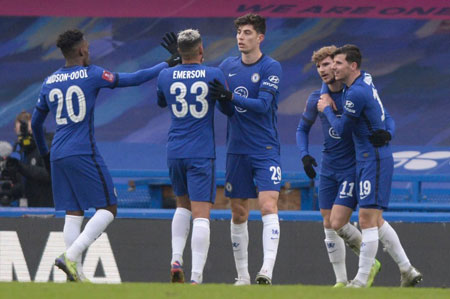 自由式滑雪雪上技巧世界杯北大湖站：芬兰“黑马”维耶雷莱首夺世界杯冠军